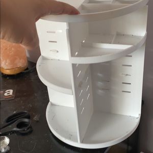 Rotating Cosmetics Holder